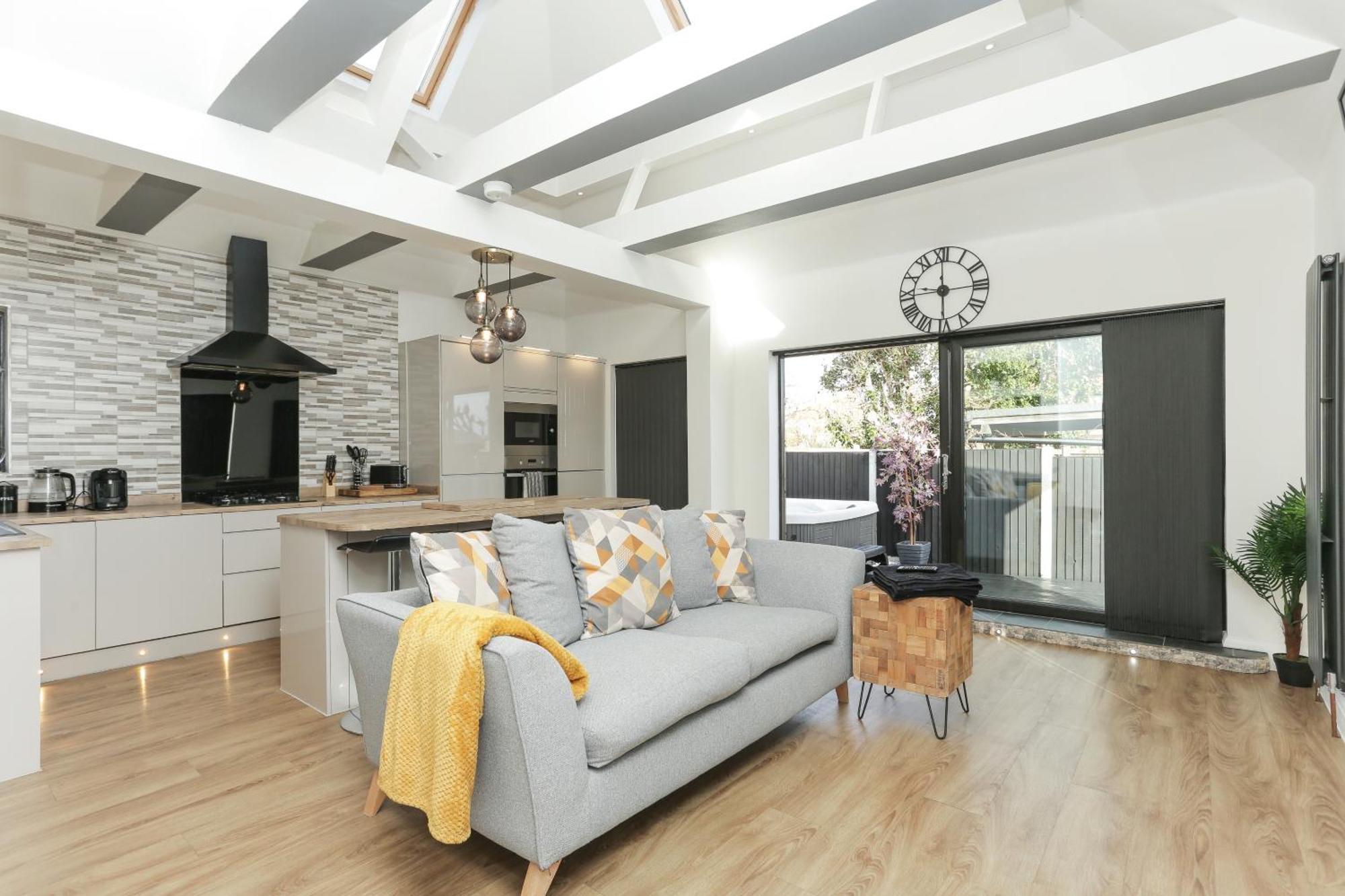 The Broadway Beach House With Hot Tub Herne Bay Exterior foto